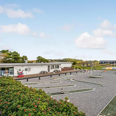 Cozy In With Wifi Holiday home